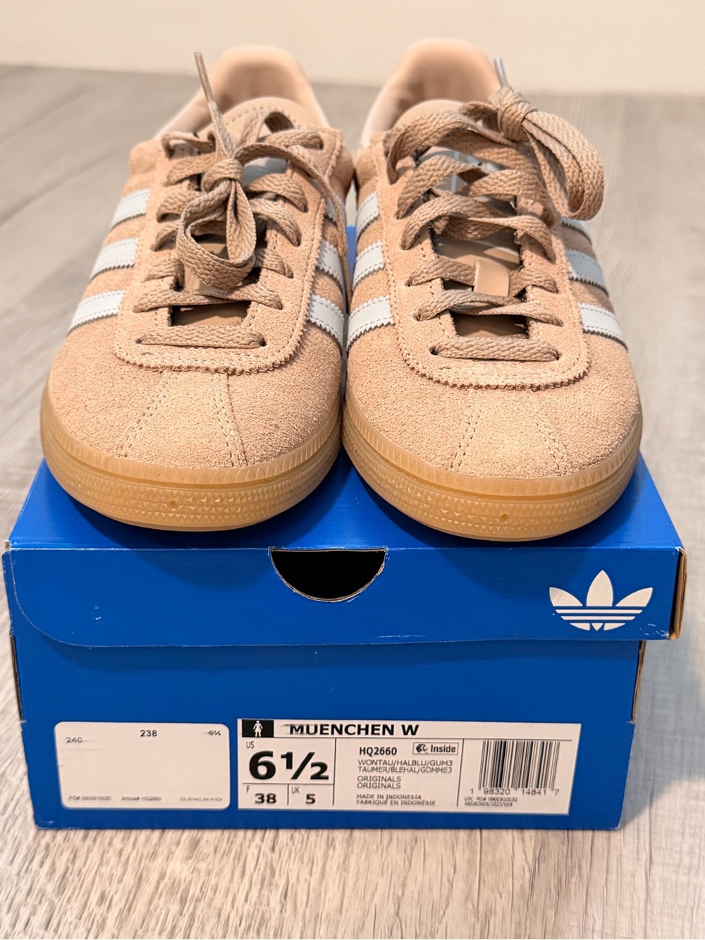 adidas Muenchen Womens Suede Sneakers in Tan with Baby Blue Stripes